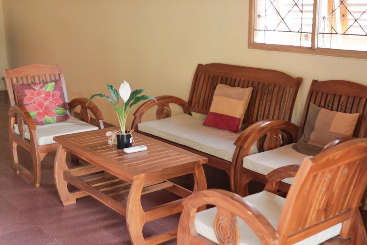 Yut'S Inn Flower Paradise Gili Gede Εξωτερικό φωτογραφία